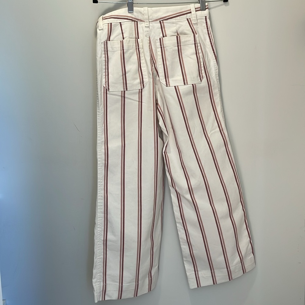 GAP - Picture 8 of 8